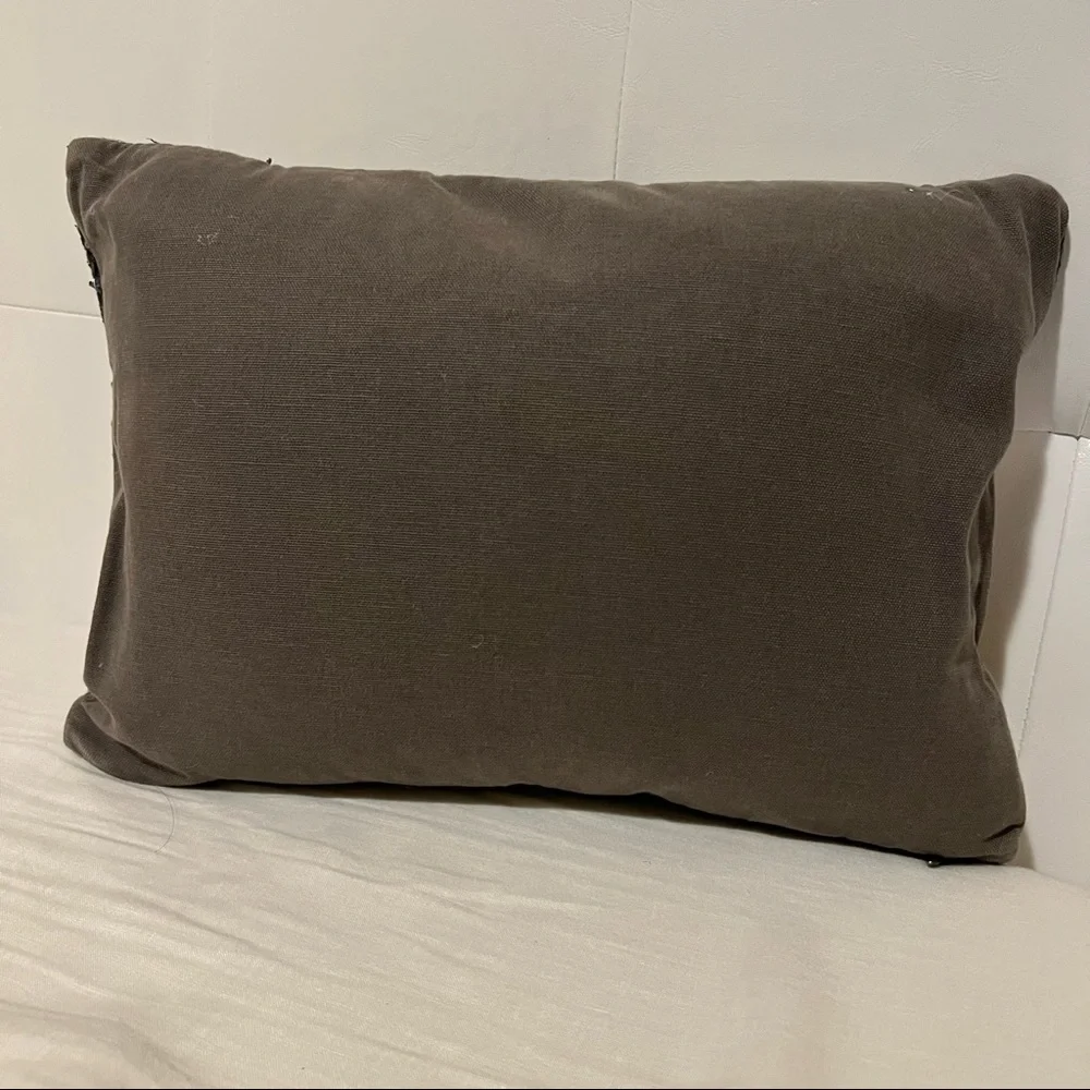 WEST ELM Decorative Lumbar Pillow w/Insert
